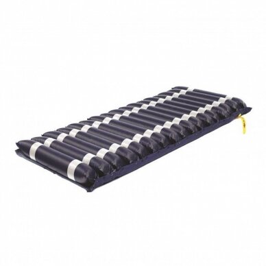 MATTRESS FOR THE PREVENTION OF BEDSORES WITH A COMPRESSOR